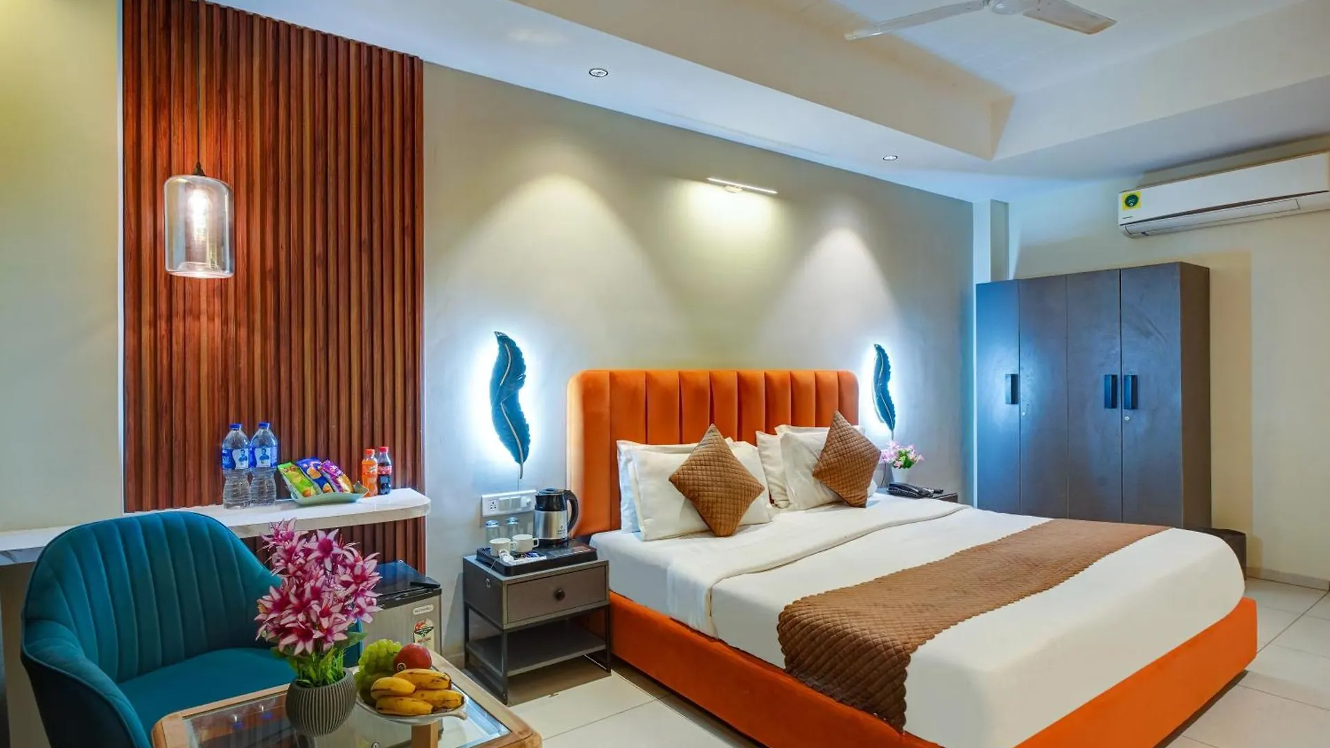 Rjk Stay - Sohna Road & Spaze It Park Gurgaon 0*,  Indie
