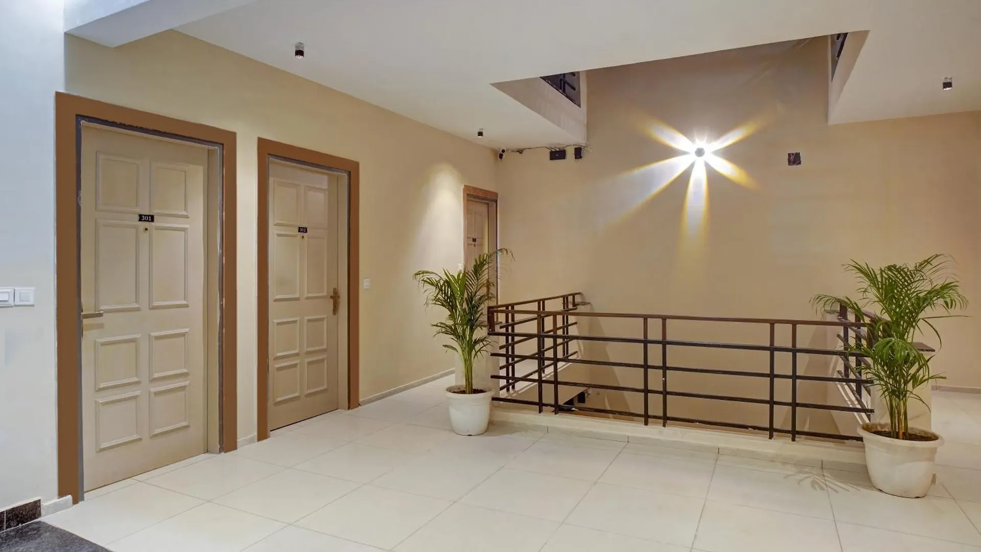 Pensjonat Rjk Stay - Sohna Road & Spaze It Park Gurgaon
